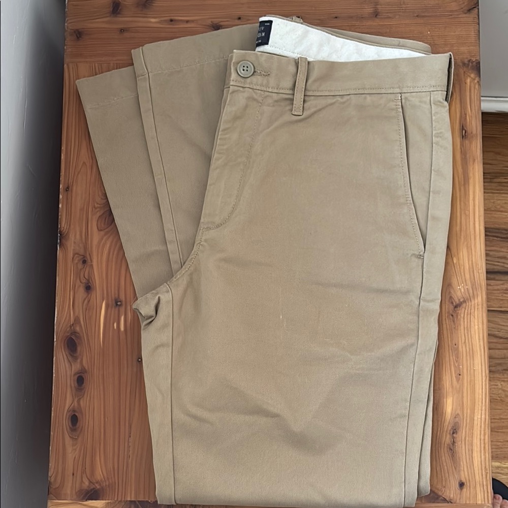 J crew Men's Tan Pants